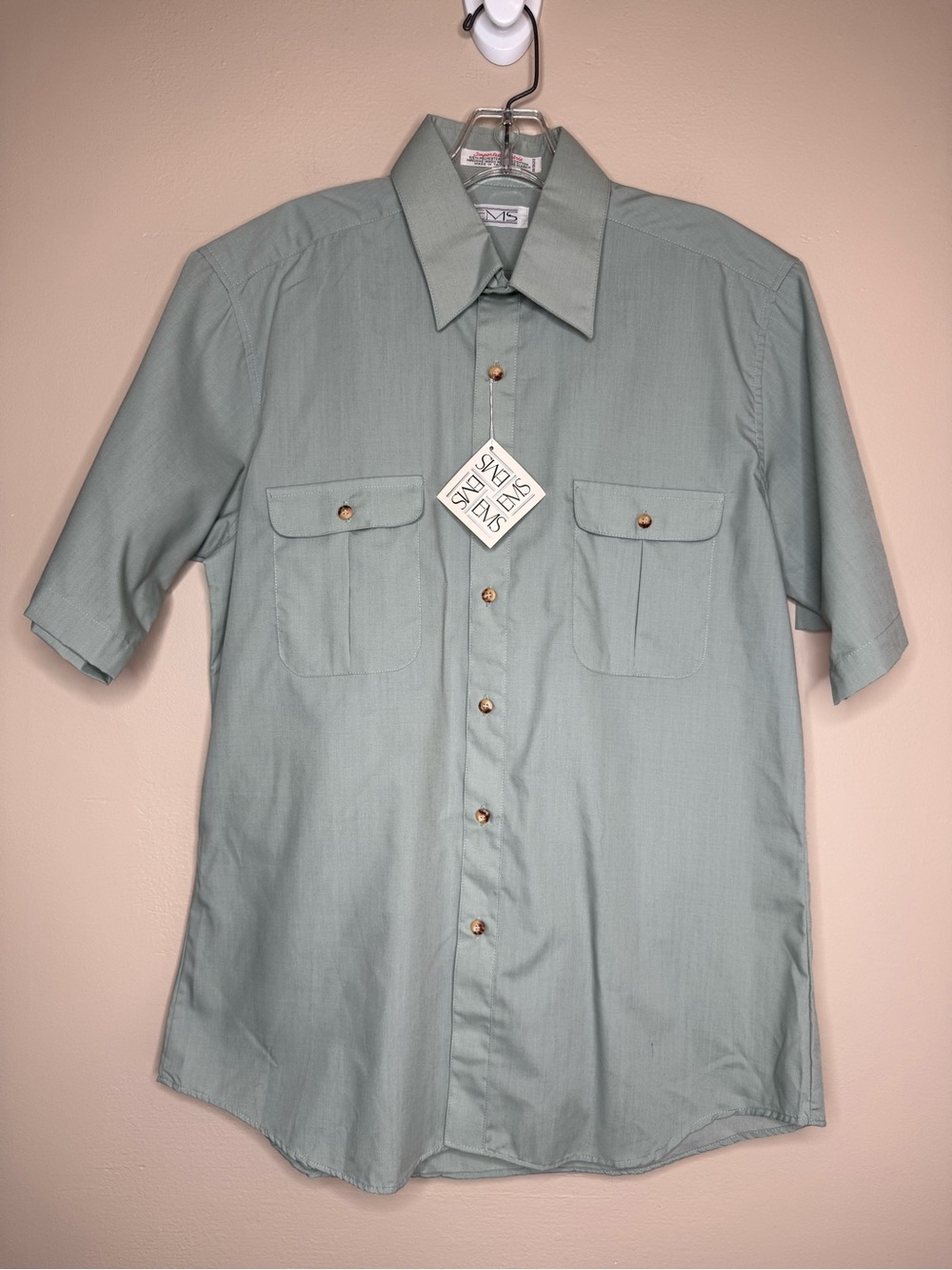 NWT EMS Short Sleeve Button-Up Shirt Sage Green Size Medium